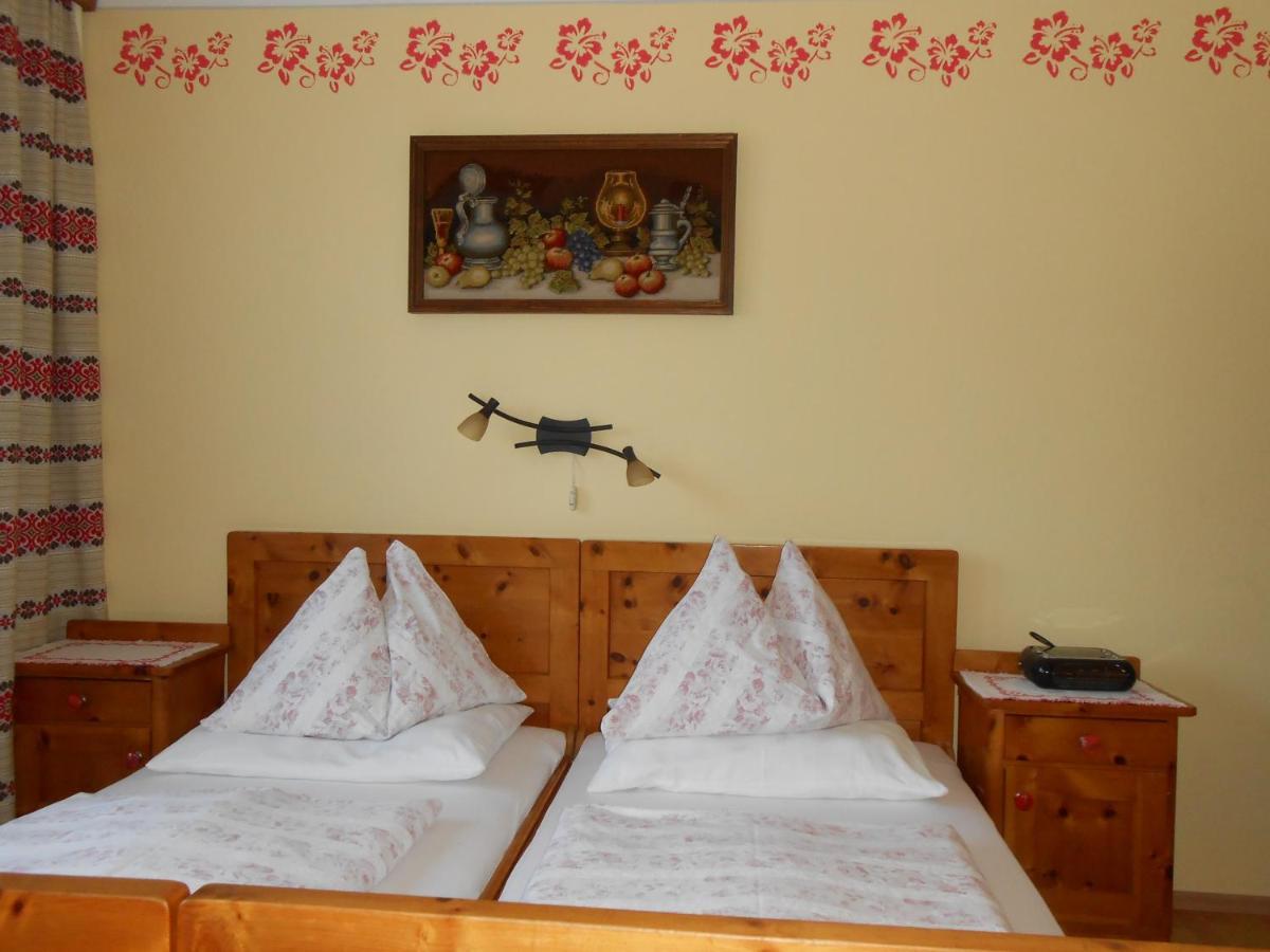 Вилла Gaestehaus Unterlaenger- Lass Die Seele Lachen Айзентраттен Номер фото